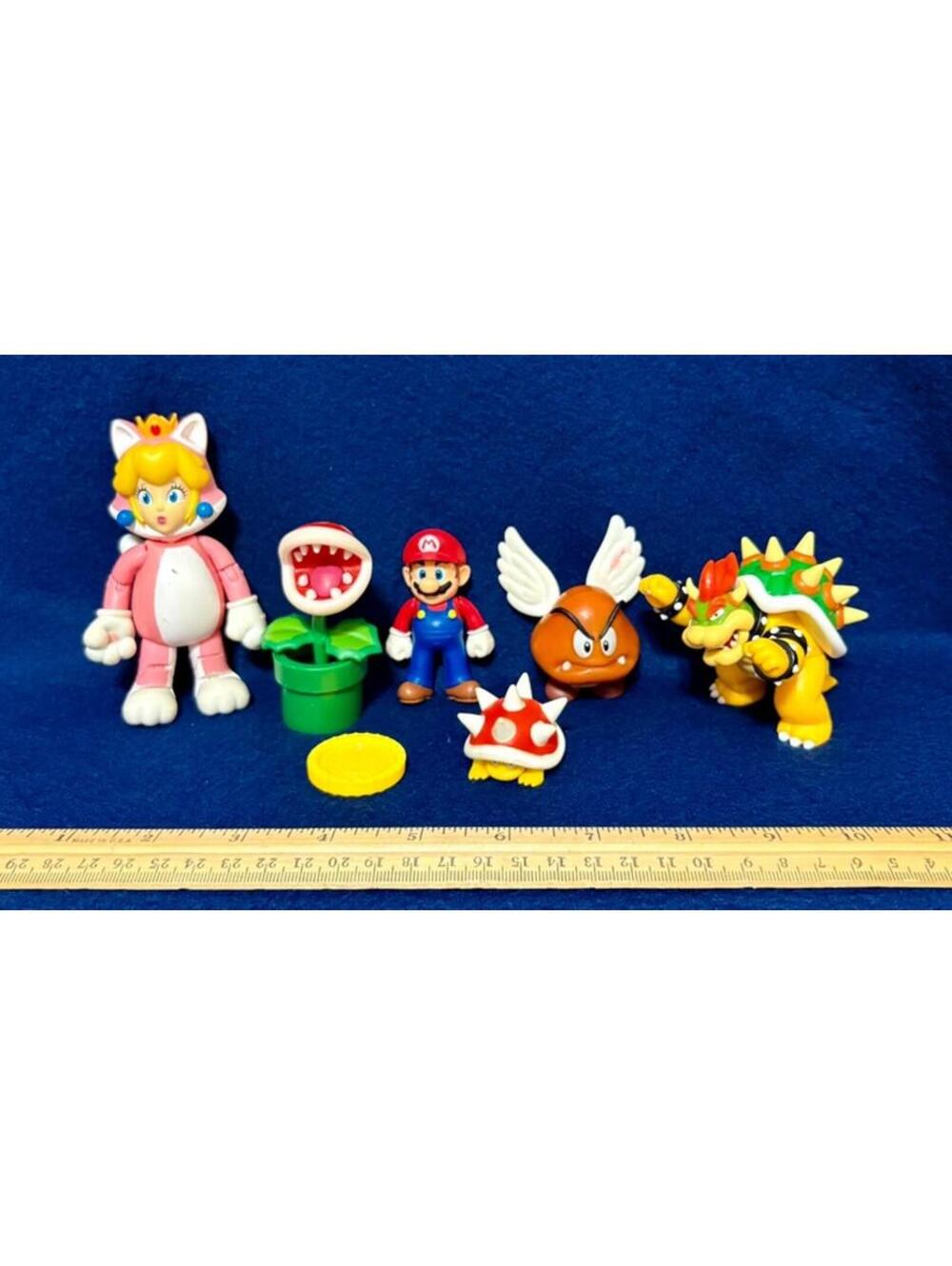 Jakks pacific Mario figures lot Bowser Lot of 7 pieces